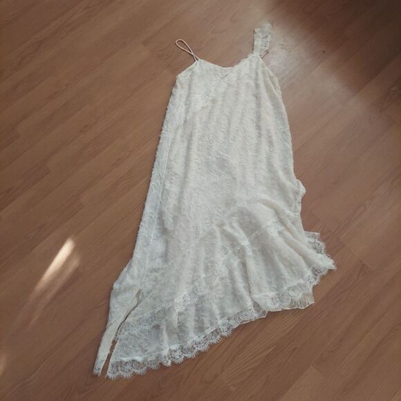 Sounds Around Asymmetrical Cream Colored Midi Dress Textured Sz Medium - Picture 1 of 10